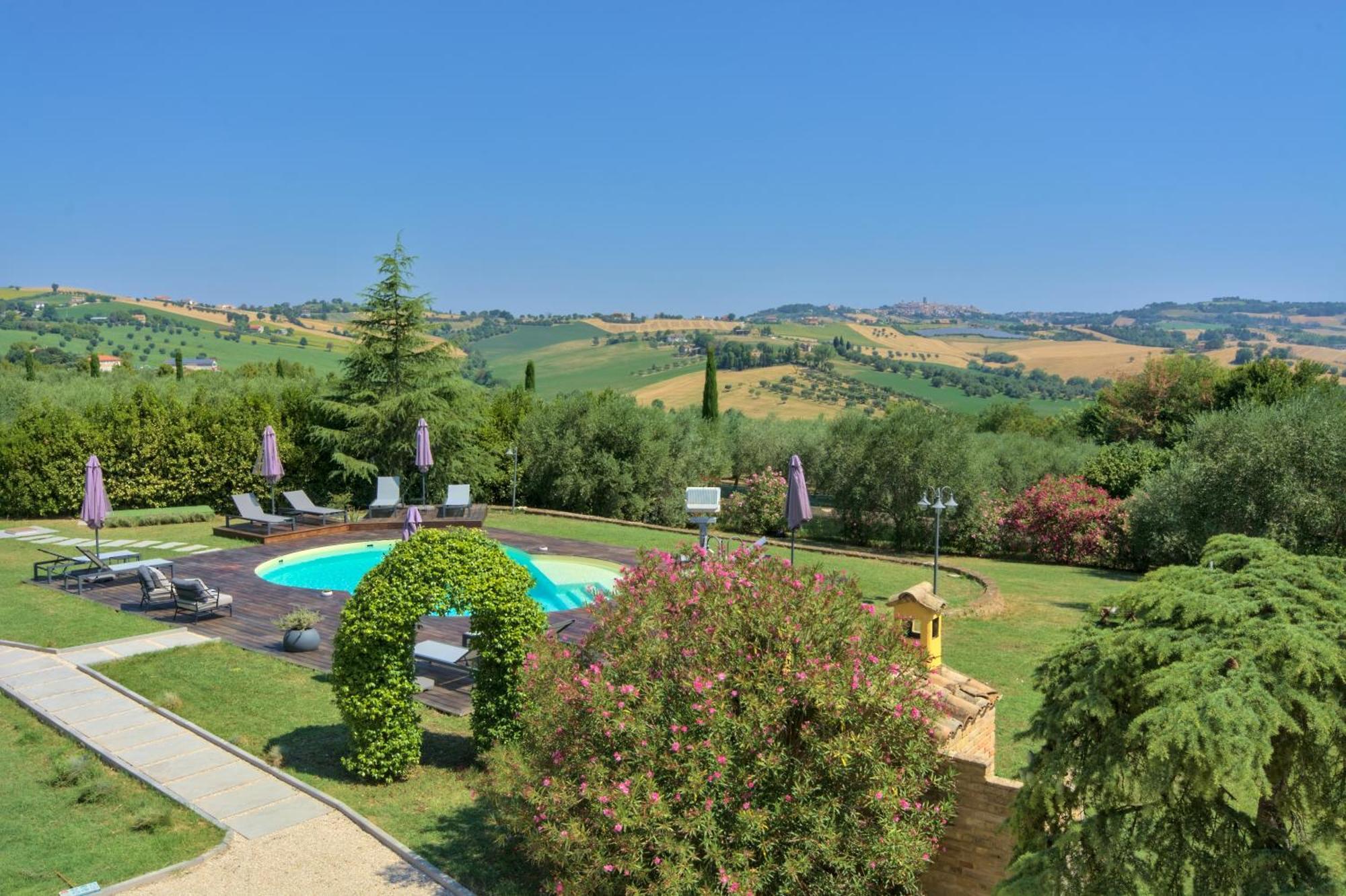 Villa Morro Suites Morrovalle Zewnętrze zdjęcie